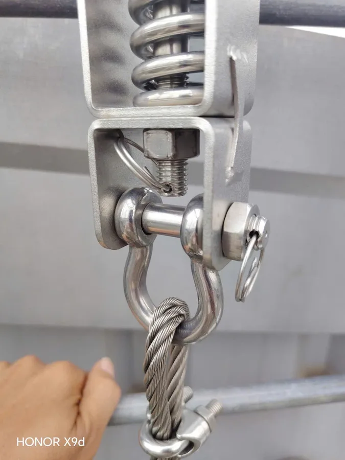 Khóa cáp inox 304 siết đầu cáp neo giằng do Vinanox cung cấp
